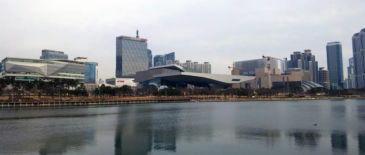흐린 날 부산 센텀시티 일대 흐린 날 부산 센텀시티 일대