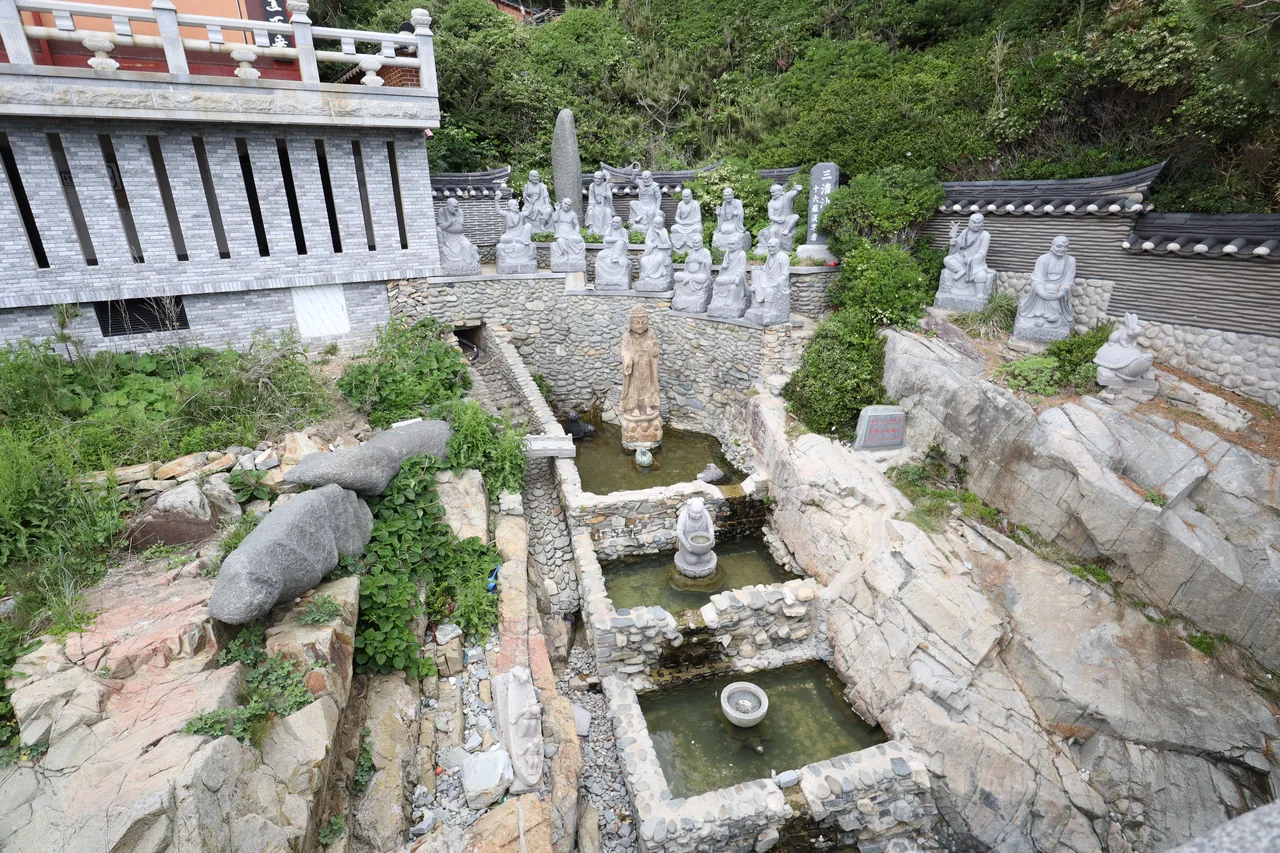 Haedong Yonggungsa, a seaside temple built on the rocky coast in Busan Haedong Yonggungsa, a seaside temple built on the rocky coast in Busan