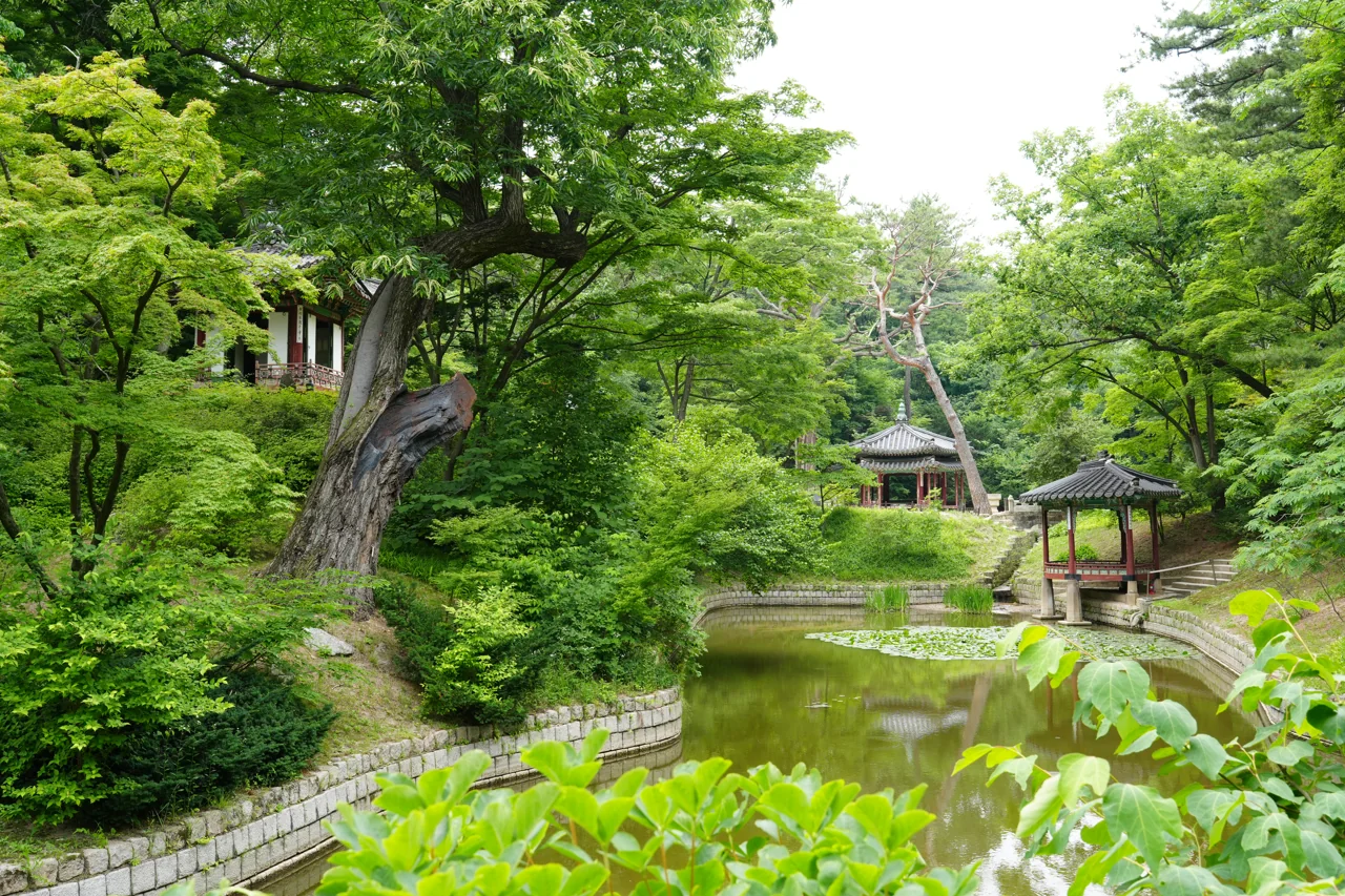 Gwallamjeong, Jondeokjeong and Seungjaejeong pavilions at Gwallamji