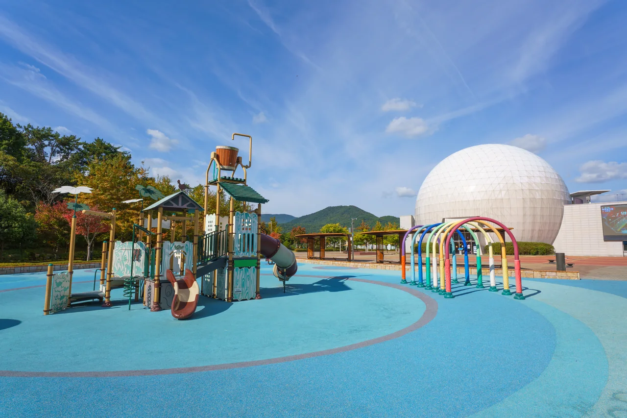 Water playground and dome at Busan National Science Museum