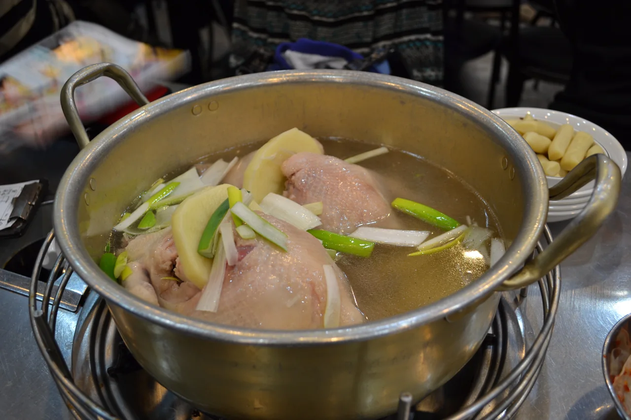 A pot of dakhanmari, whole chicken boiled in broth, at a restaurant in Dongdaemun